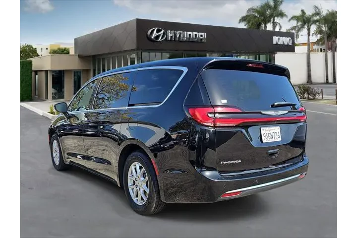 $29155 : Chrysler Pacifica 2025 Selec image 5