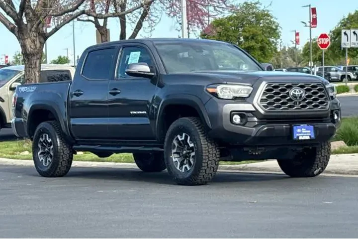 $37995 : Toyota Tacoma 2023 4x4 TRD P image 9