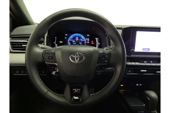 $29998 : Toyota Camry 2025 SE 4dr Sed image 10