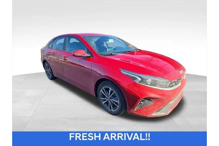 $17244 : Kia Forte 2023 LXS 4dr Sedan image 1