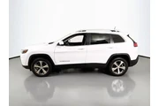 $23900 : Jeep Cherokee 2021 4x4 Limit thumbnail