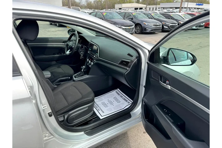 $15980 : 2019 Elantra SEL Auto image 8