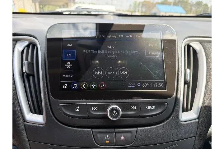 $18295 : Chevrolet Malibu 2024 LT 4dr image 5