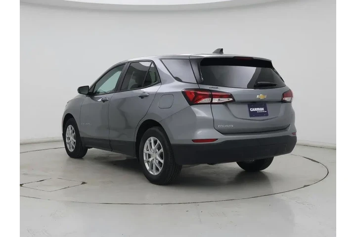 $22998 : Chevrolet Equinox 2024 LS 4d image 2