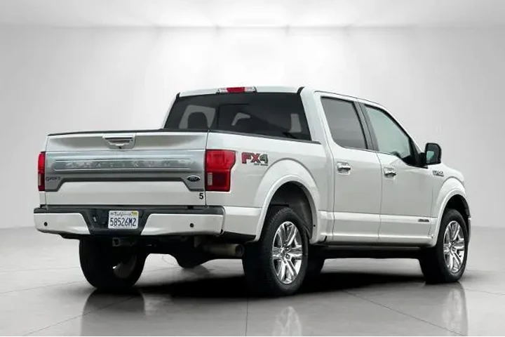 $33263 : Ford F-150 2018 4x4 Platinum image 3