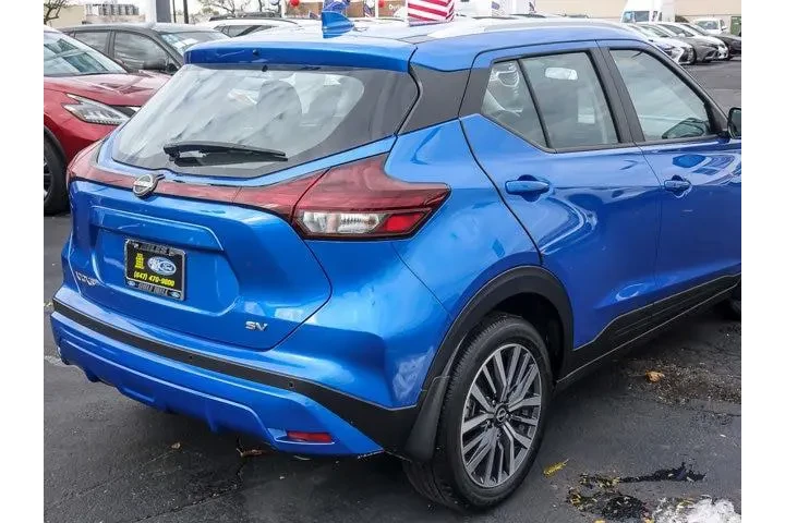 $20890 : Nissan Kicks 2024 SV 4dr Cro image 7