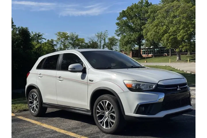 $7999 : 2018 Outlander Sport LE image 4