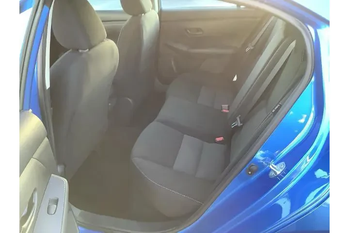 $22550 : Nissan Sentra 2024 SV 4dr Se image 9