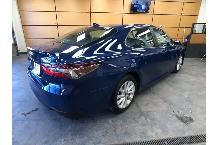 $21060 : Toyota Camry 2023 LE 4dr Sed image 7
