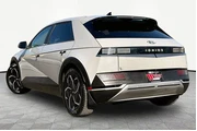 $16994 : Hyundai IONIQ 5 2022 SE 4dr thumbnail