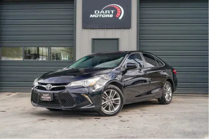$12999 : Toyota Camry 2017 SE 4dr Sed image 3