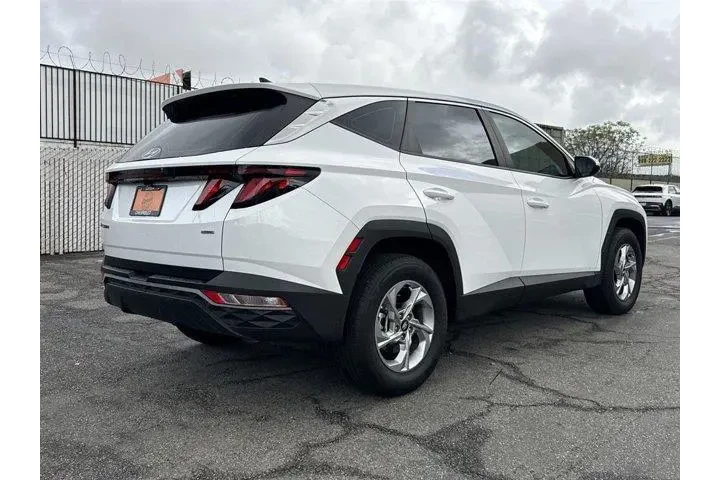 $24500 : Hyundai TUCSON 2024 AWD SE 4 image 3