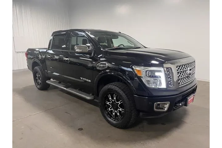 $23941 : Nissan Titan 2017 4x4 Platin image 1