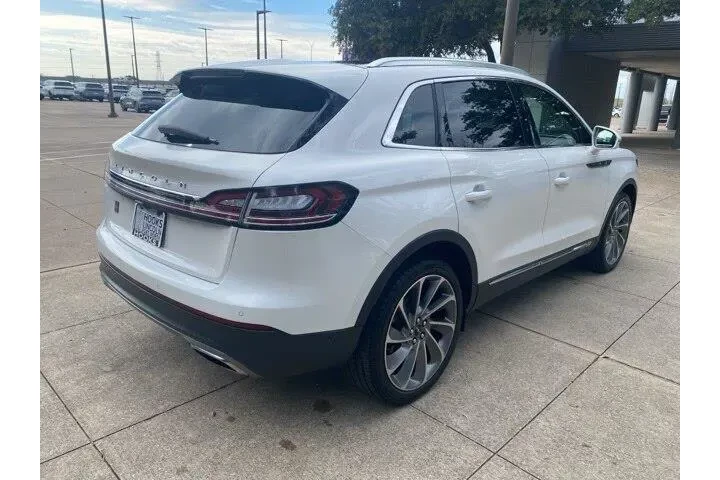 $30980 : Lincoln Nautilus 2022 Reserv image 6