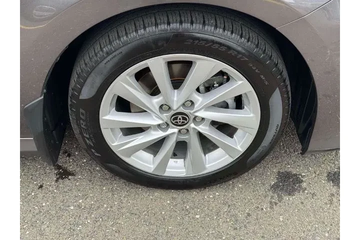 $18867 : Toyota Camry 2022 LE 4dr Sed image 9