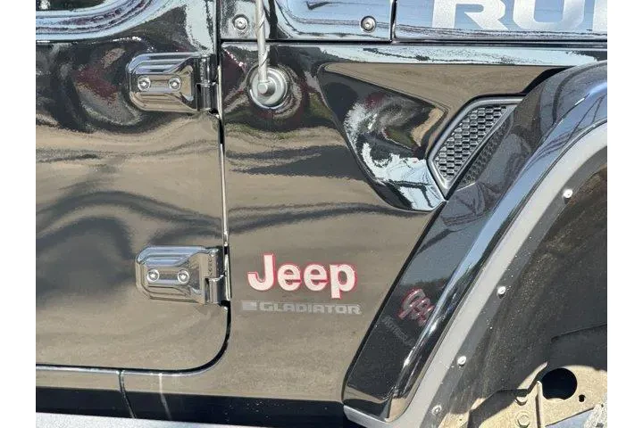 $37541 : Jeep Gladiator 2023 4x4 Rubi image 4