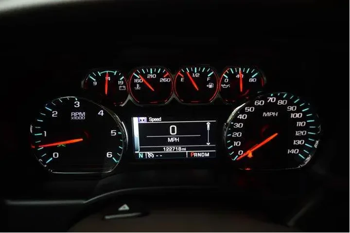 $18000 : Chevrolet Silverado 1500 201 image 3