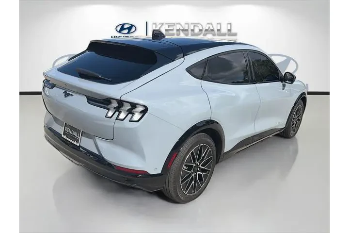 $29388 : Ford Mustang Mach-E 2024 Pre image 1