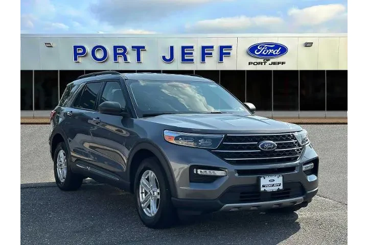 $24990 : Ford Explorer 2022 AWD XLT 4 image 2