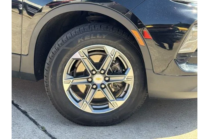 $25508 : Chevrolet Blazer 2024 AWD LT image 3