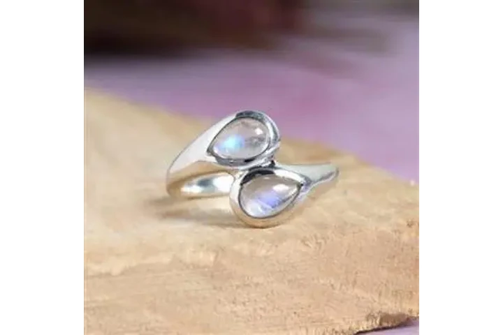 $1000 : Silver Moonstone jewelry image 1