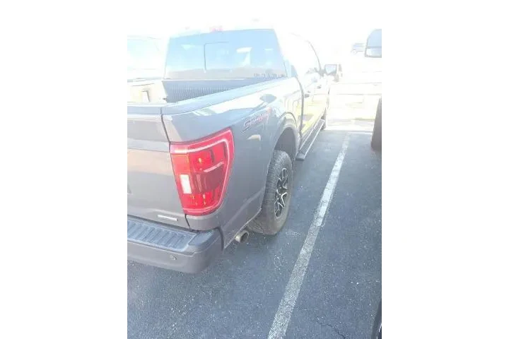 $29445 : Ford F-150 2021 4x4 Lariat 4 image 6