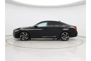 $25998 : Honda Accord 2022 Sport Spec thumbnail