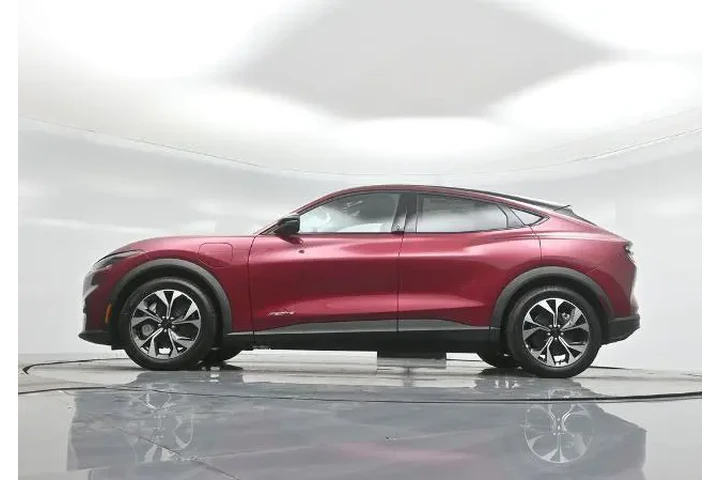 $34596 : Ford Mustang Mach-E 2025 Sel image 8