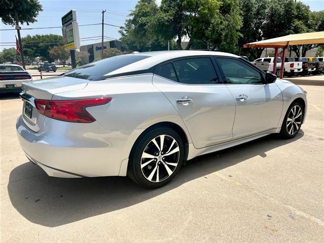 $16392 : 2017 NISSAN MAXIMA S image 7