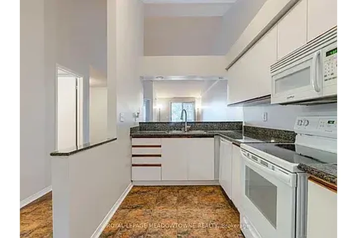 $950 : Studio Apartamento Disponible image 4