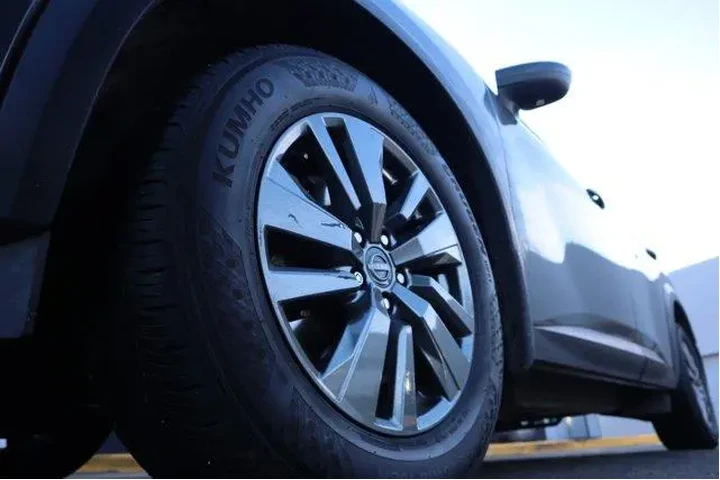 $30609 : Nissan Pathfinder 2024 AWD S image 9