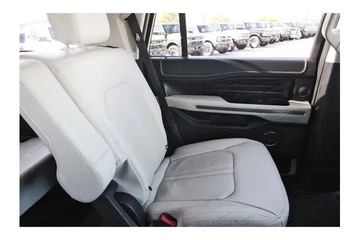 $32949 : Ford Expedition 2019 4x2 Pla image 10