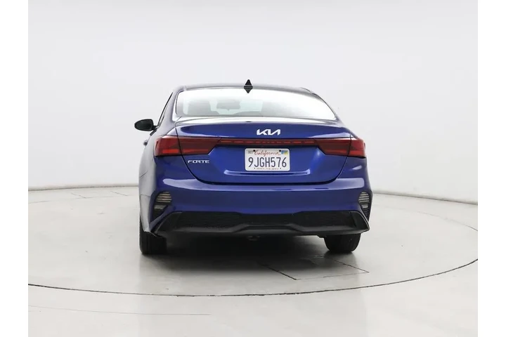 $17998 : Kia Forte 2023 LXS 4dr Sedan image 6