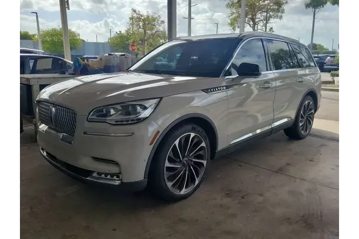 $27990 : Lincoln Aviator 2020 AWD Res image 2