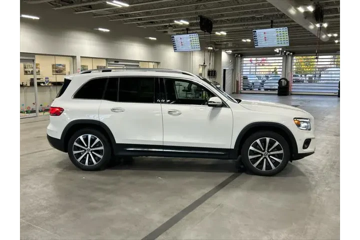 $23700 : Mercedes-Benz GLB 2022 AWD G image 10