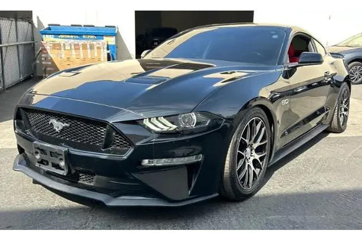 $32900 : Ford Mustang 2020 GT 2dr Fas image 1