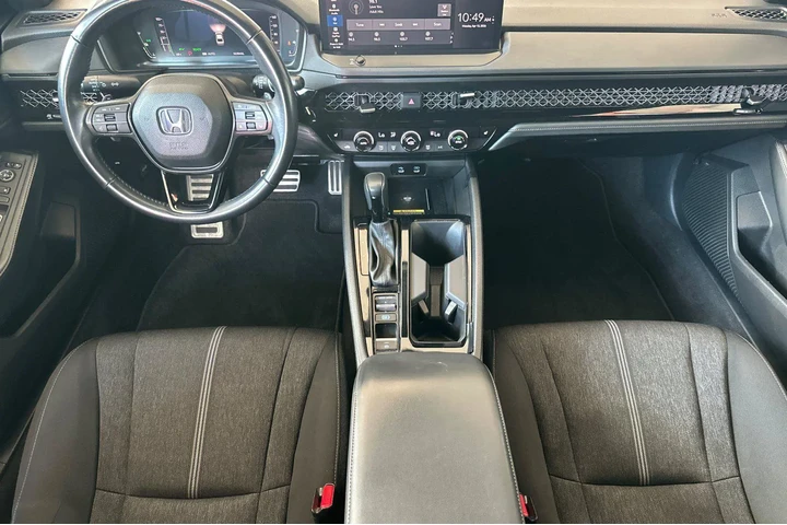 $30000 : Honda Accord Hybrid 2025 Spo image 6