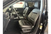 $27000 : Ford Explorer 2022 AWD XLT 4 thumbnail