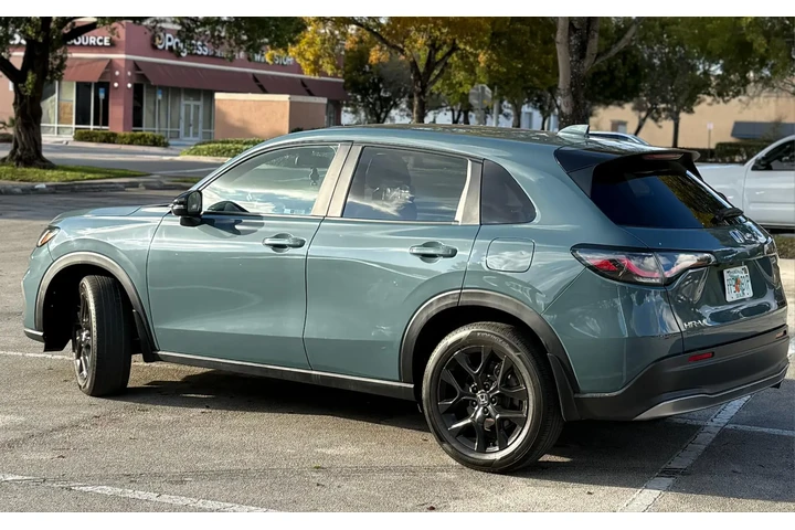 $16999 : HRV SPORT image 3