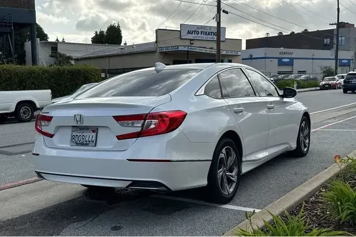 $20999 : Honda Accord 2018 EX 4dr Sed image 5