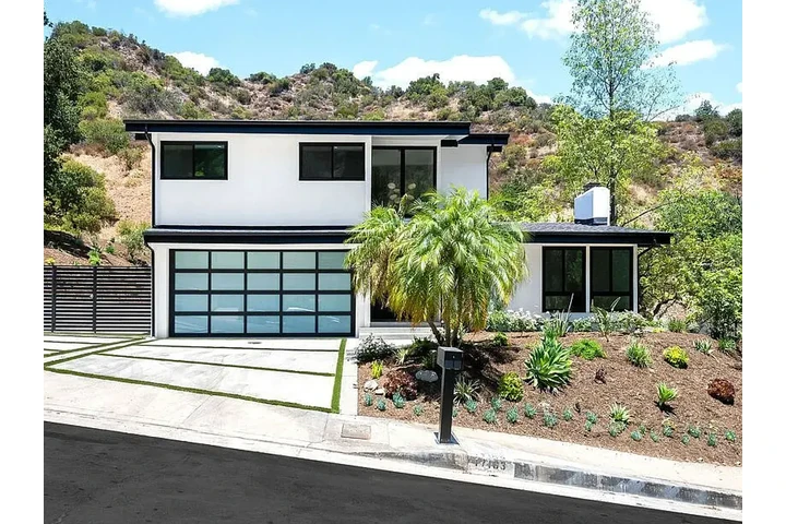 $2500 : IT BUILT FOR FAMILY NOW image 1