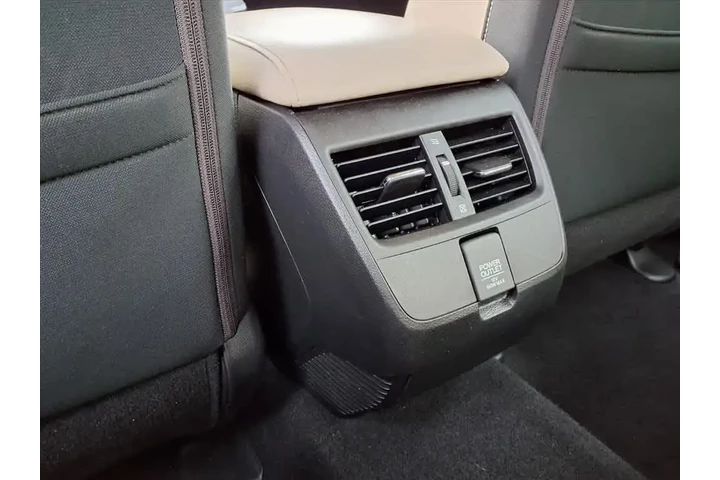 $13615 : Honda Clarity Plug-In Hybrid image 10