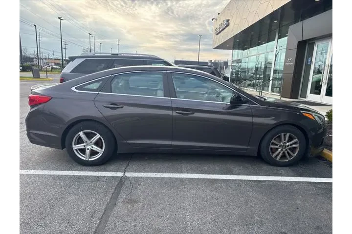 $4977 : Hyundai SONATA 2015 SE 4dr S image 6