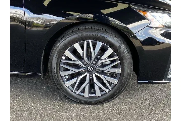 $16487 : Nissan Altima 2025 2.5 SV 4d image 10