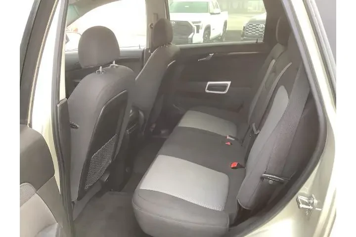 $12950 : Chevrolet Captiva Sport 2013 image 9