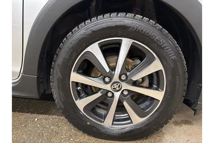 $16999 : Toyota Prius c 2018 One 4dr image 9