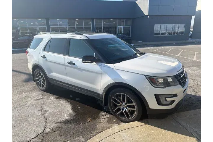 $17995 : Ford Explorer 2017 AWD Sport image 1