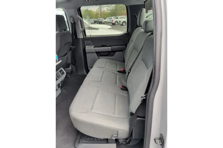 $36000 : Ford F-150 2024 4x4 XLT 4dr image 10