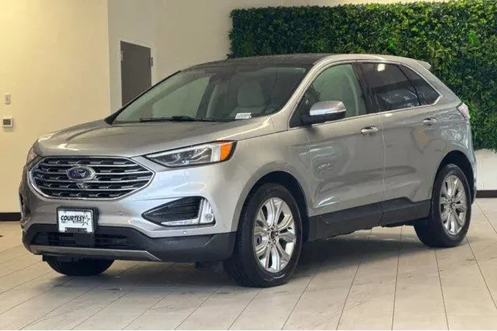 $28352 : Ford Edge 2023 AWD Titanium image 8