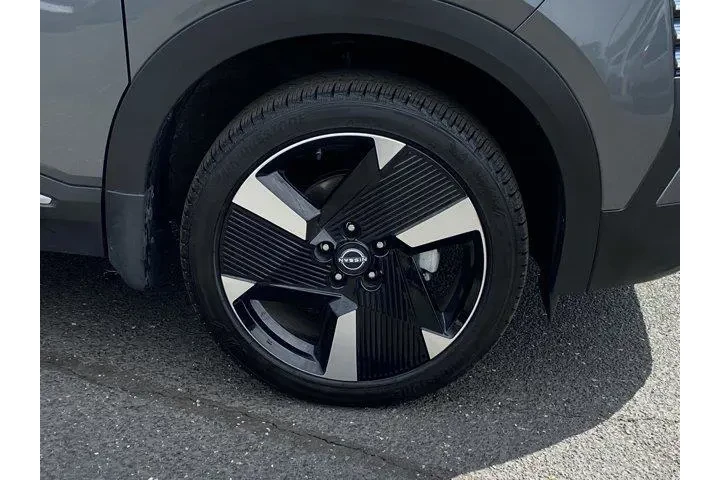 $27487 : Nissan Kicks 2026 AWD SR 4dr image 9